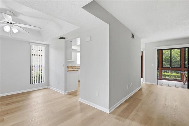 27 OXFORD LANE 27, Palm Coast, FL 32137