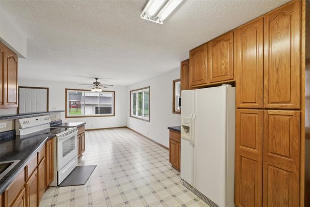 1616 Southlawn Drive, Des Moines, IA 50315