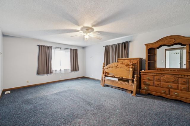 1616 Southlawn Drive, Des Moines, IA 50315