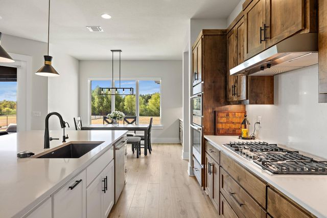 127 Lazy Creek DR, Georgetown, TX 78628