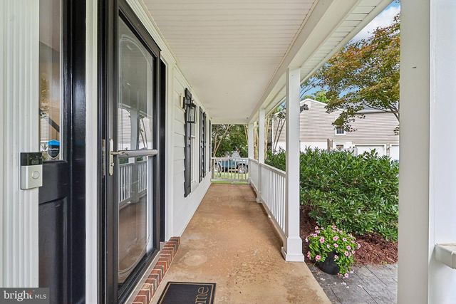 13604 COPPER RIDGE DR, Herndon, VA 20171