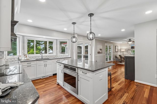 13604 COPPER RIDGE DR, Herndon, VA 20171