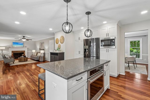 13604 COPPER RIDGE DR, Herndon, VA 20171
