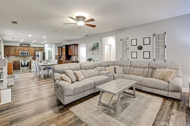 3212 Tumble Weed Avenue, Rosamond, CA 93560