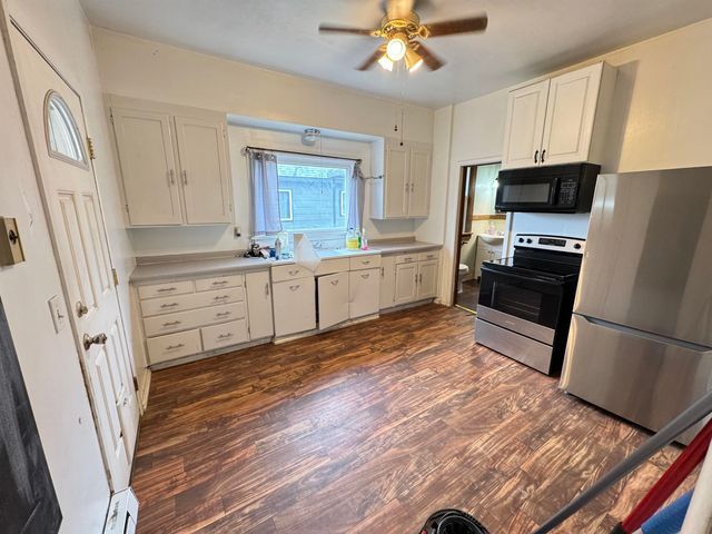 327 E Gordon Ave, Spokane, WA 99207