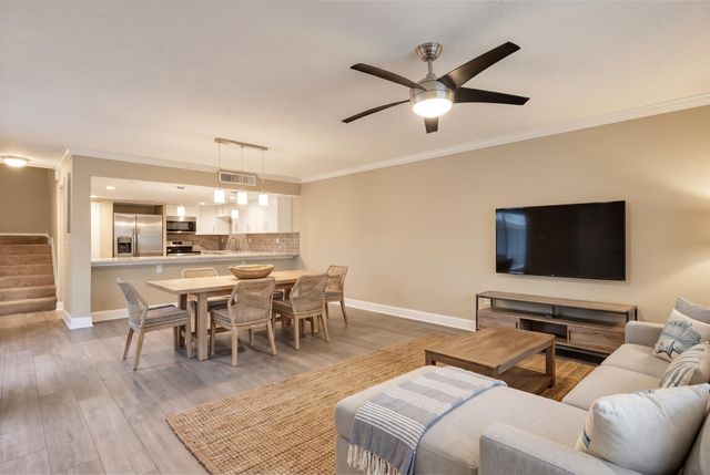 544 NW 98TH Avenue, Plantation, FL 33324