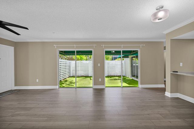 544 NW 98TH Avenue, Plantation, FL 33324