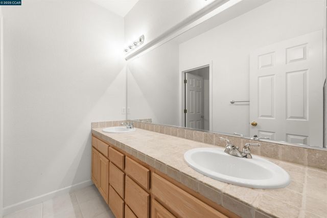 1012 Barkwood Ct, Concord, CA 94521