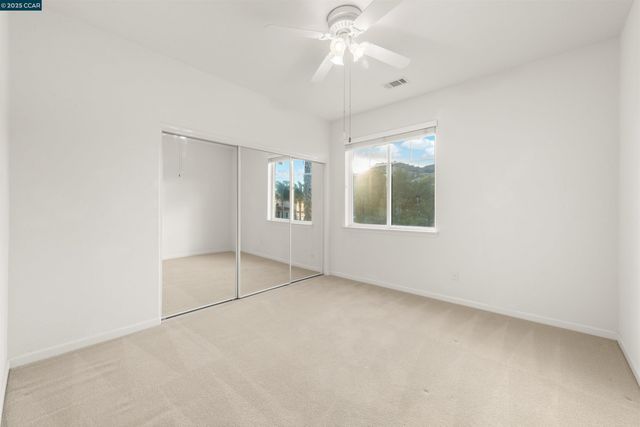 1012 Barkwood Ct, Concord, CA 94521