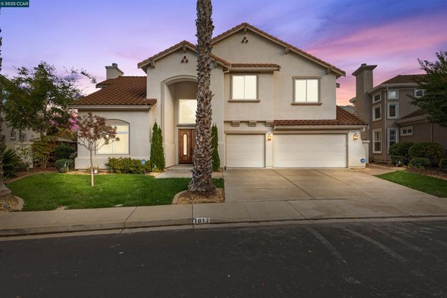 1012 Barkwood Ct, Concord, CA 94521