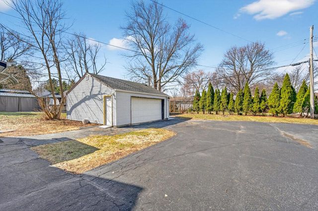 3541 S 96th STREET, Milwaukee, WI 53228