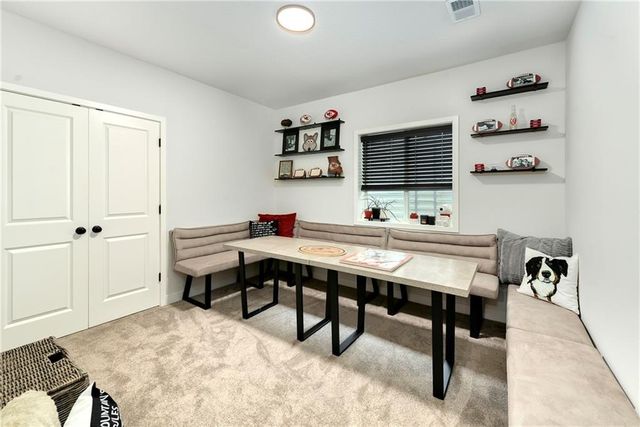 1201 NW 4th Street, Oak Grove, MO 64075