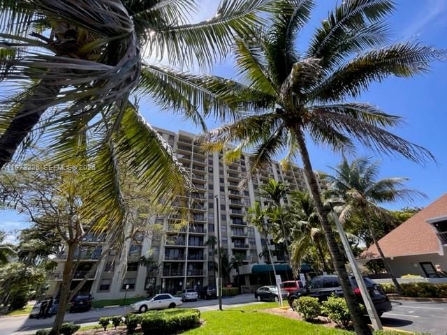1470 NE 123rd St A707, North Miami, FL 33161