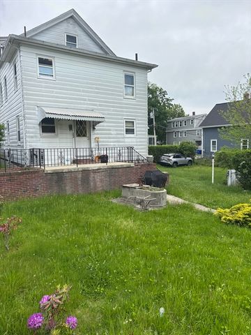 14 S High St, Milford, MA 01757