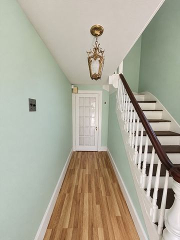 14 S High St, Milford, MA 01757