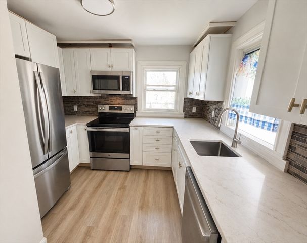 14 S High St, Milford, MA 01757