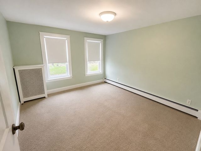 14 S High St, Milford, MA 01757