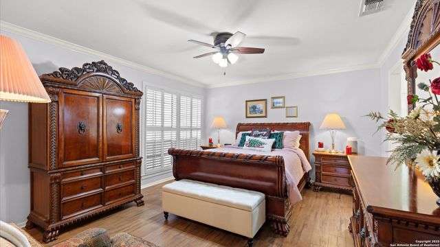 165 W Rampart Dr Apt 202, San Antonio, TX 78216