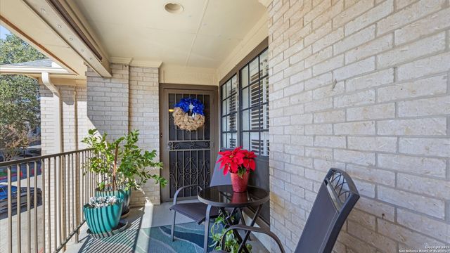 165 W Rampart Dr Apt 202, San Antonio, TX 78216