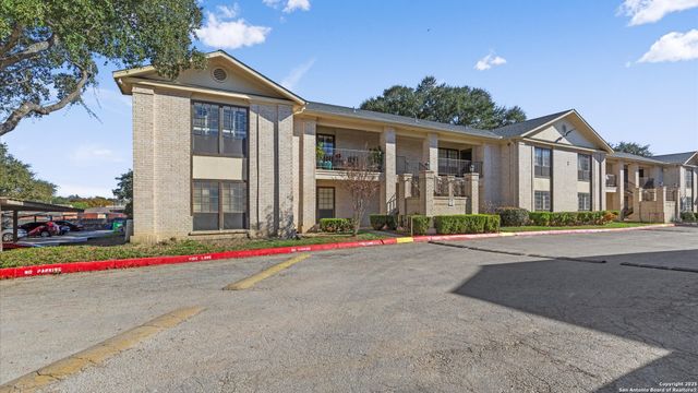 165 W Rampart Dr Apt 202, San Antonio, TX 78216