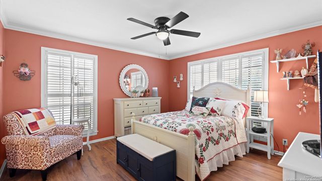 165 W Rampart Dr Apt 202, San Antonio, TX 78216