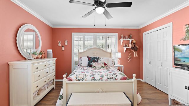 165 W Rampart Dr Apt 202, San Antonio, TX 78216