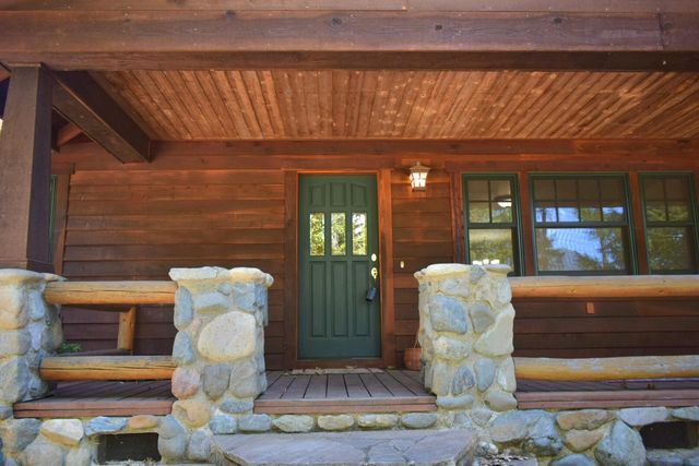 7419 Holland Corner Road, Cave Junction, OR 97523