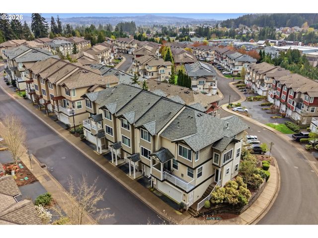 15445 Sw SPARROW Loop 104, Beaverton, OR 97007