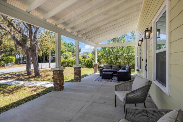 707 N DISSTON AVENUE, Tarpon Springs, FL 34689