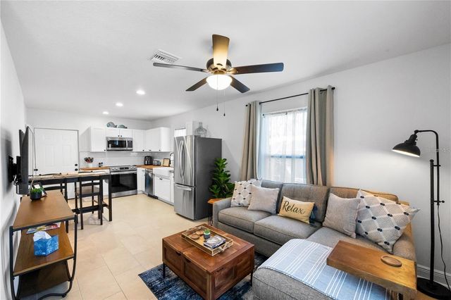 707 N DISSTON AVENUE, Tarpon Springs, FL 34689