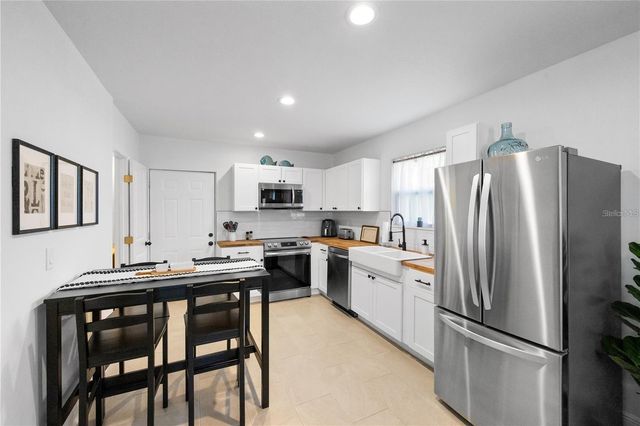 707 N DISSTON AVENUE, Tarpon Springs, FL 34689
