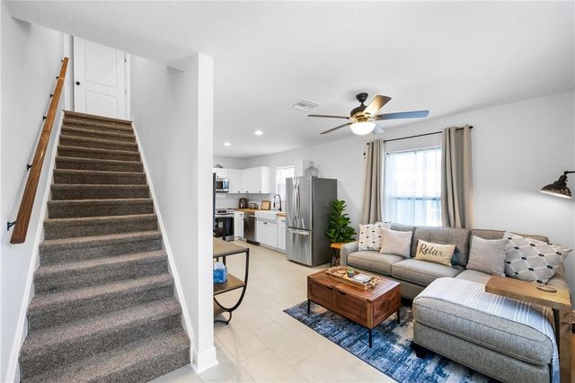 707 N DISSTON AVENUE, Tarpon Springs, FL 34689