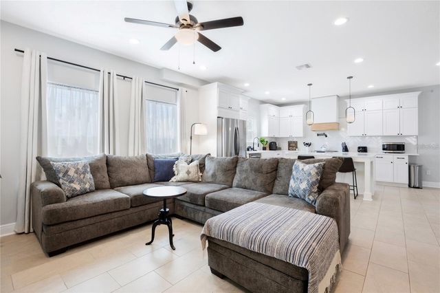 707 N DISSTON AVENUE, Tarpon Springs, FL 34689