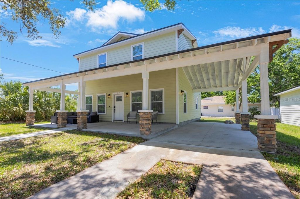707 N DISSTON AVENUE, Tarpon Springs, FL 34689