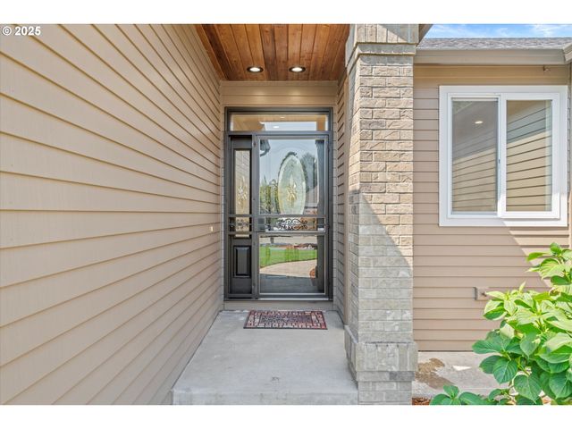 6308 Se PLATT Ave, Portland, OR 97236