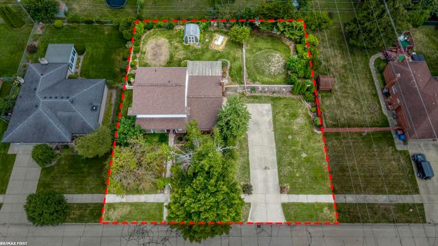 31352 Carmody Drive, Warren, MI 48092