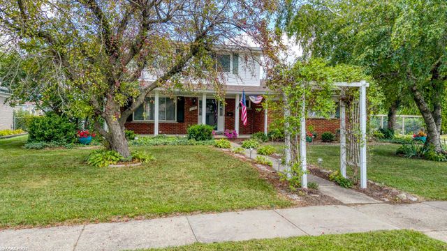 31352 Carmody Drive, Warren, MI 48092