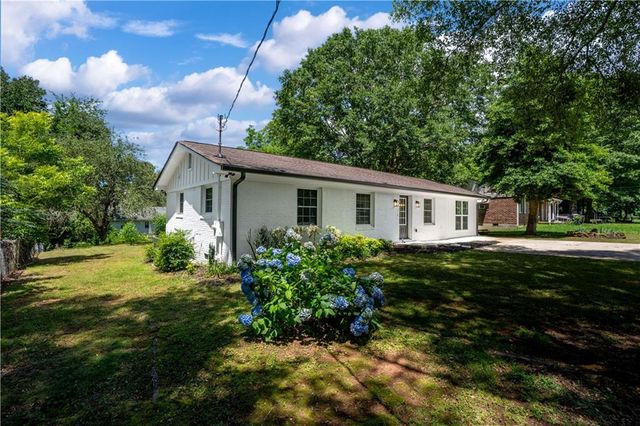 5032 Florence Street, Oakwood, GA 30566