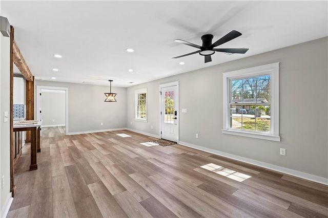 5032 Florence Street, Oakwood, GA 30566