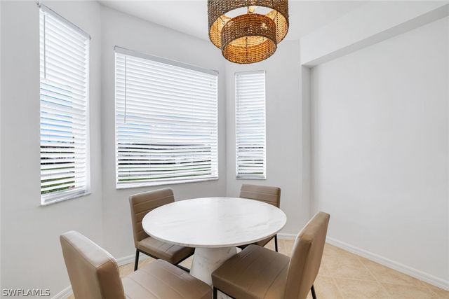 2740 Cypress Trace CIR 2717, Naples, FL 34119