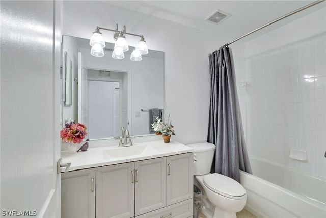 2740 Cypress Trace CIR 2717, Naples, FL 34119