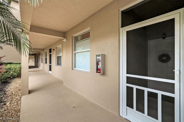 2740 Cypress Trace CIR 2717, Naples, FL 34119