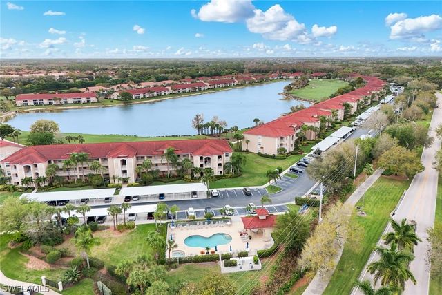 2740 Cypress Trace CIR 2717, Naples, FL 34119