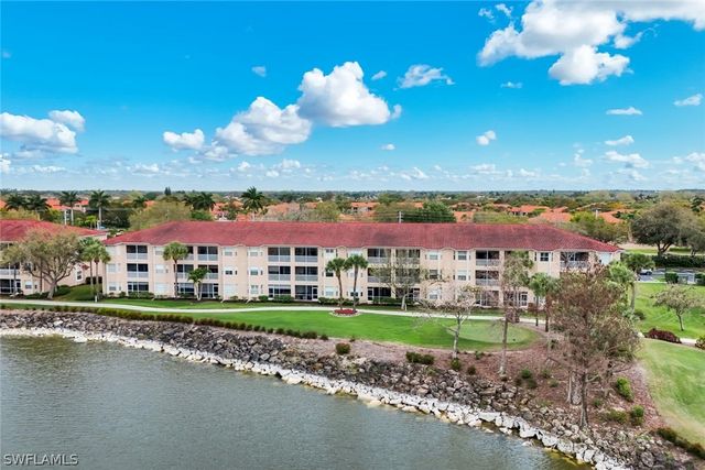 2740 Cypress Trace CIR 2717, Naples, FL 34119