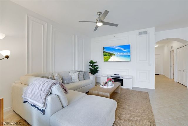 2740 Cypress Trace CIR 2717, Naples, FL 34119