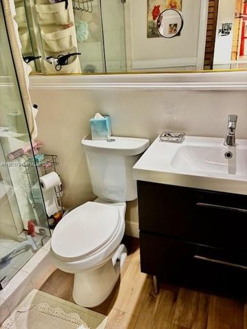 9313 SW 130th St, Miami, FL 33176