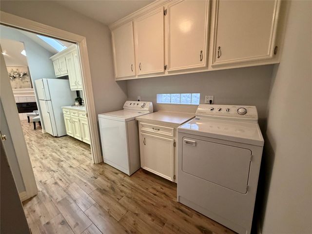 8027 Oakwood Garden Street, Houston, TX 77040