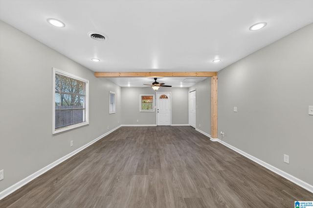 1605 27TH AVENUE N, Hueytown, AL 35023