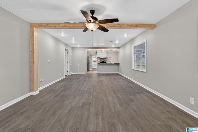 1605 27TH AVENUE N, Hueytown, AL 35023