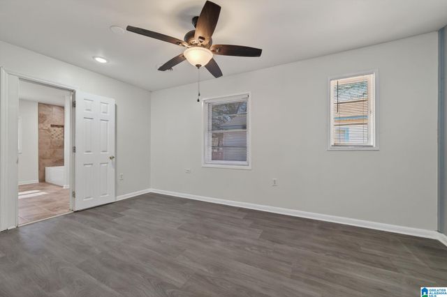 1605 27TH AVENUE N, Hueytown, AL 35023